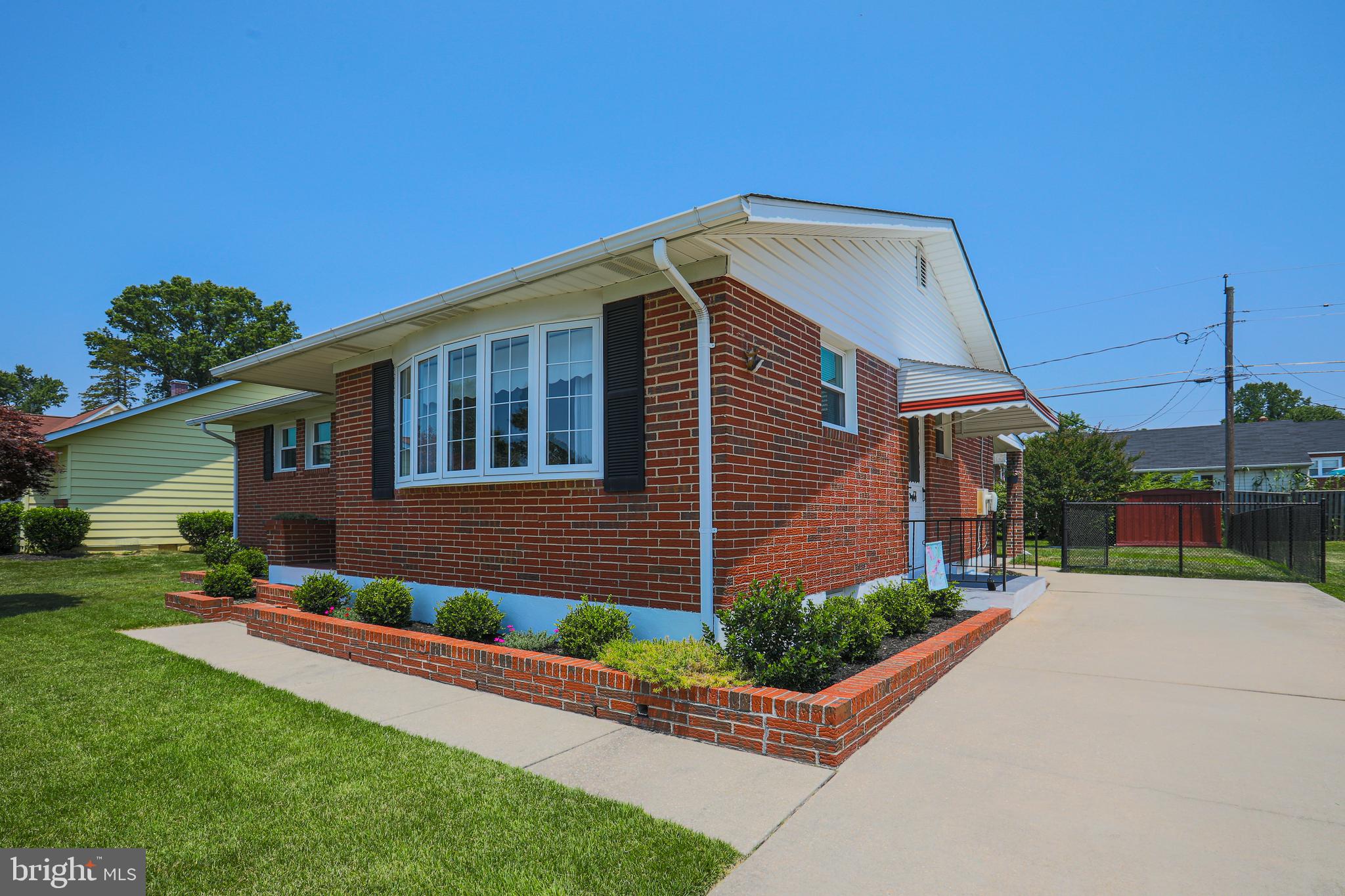 9656 Dundawan Road Baltimore, MD 21236 - Photo 3 of 36 Exterior Front