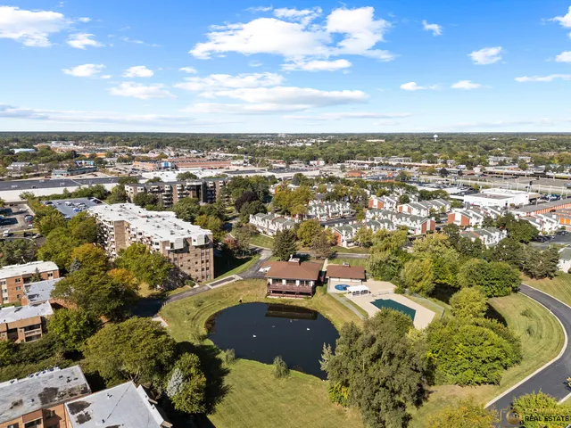 $209,900 | 1275 East Baldwin Lane, Unit 601, Palatine, IL 60074