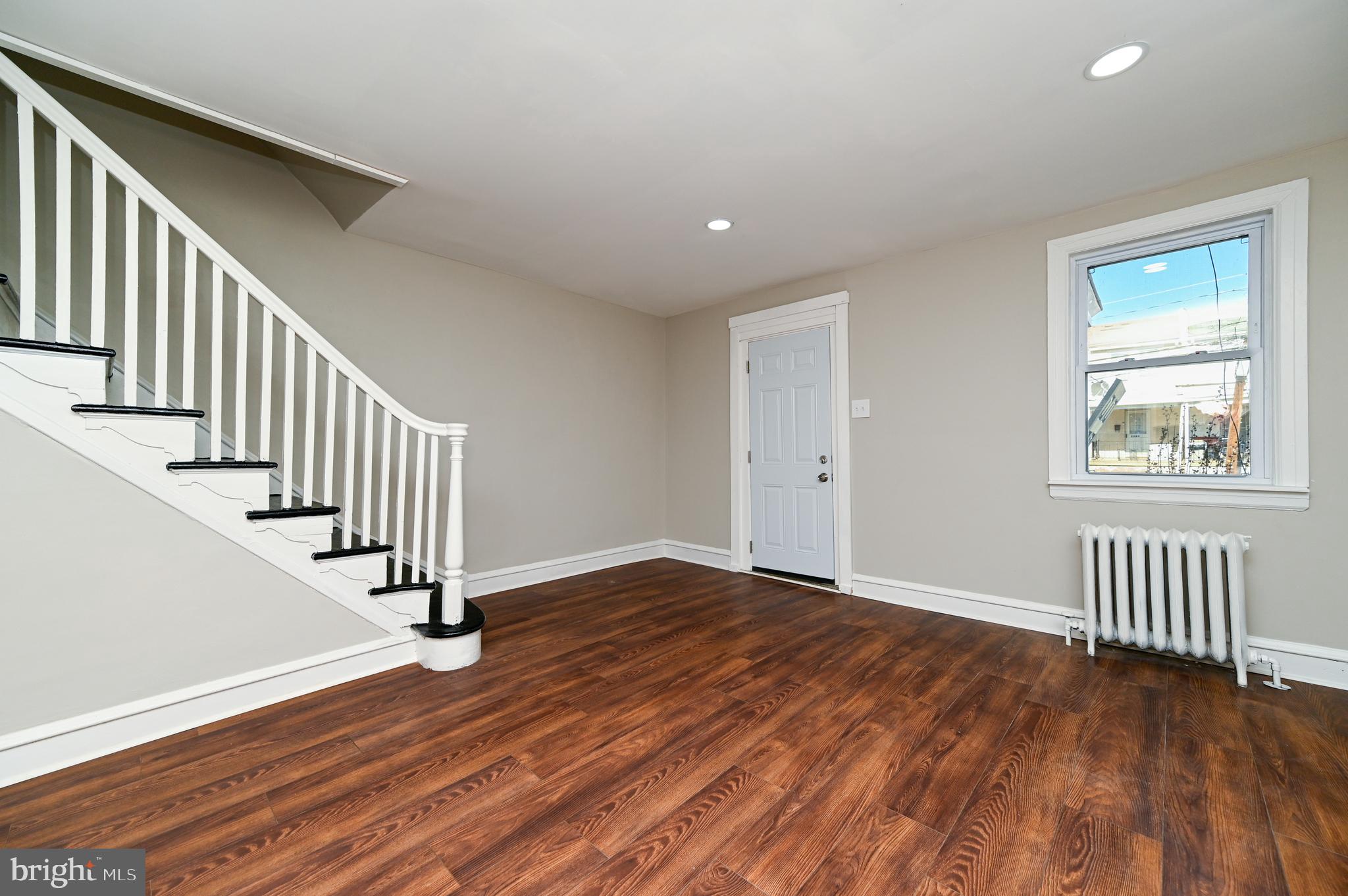 7158 Radbourne Road Upper Darby, PA 19082 - Photo 3 of 28