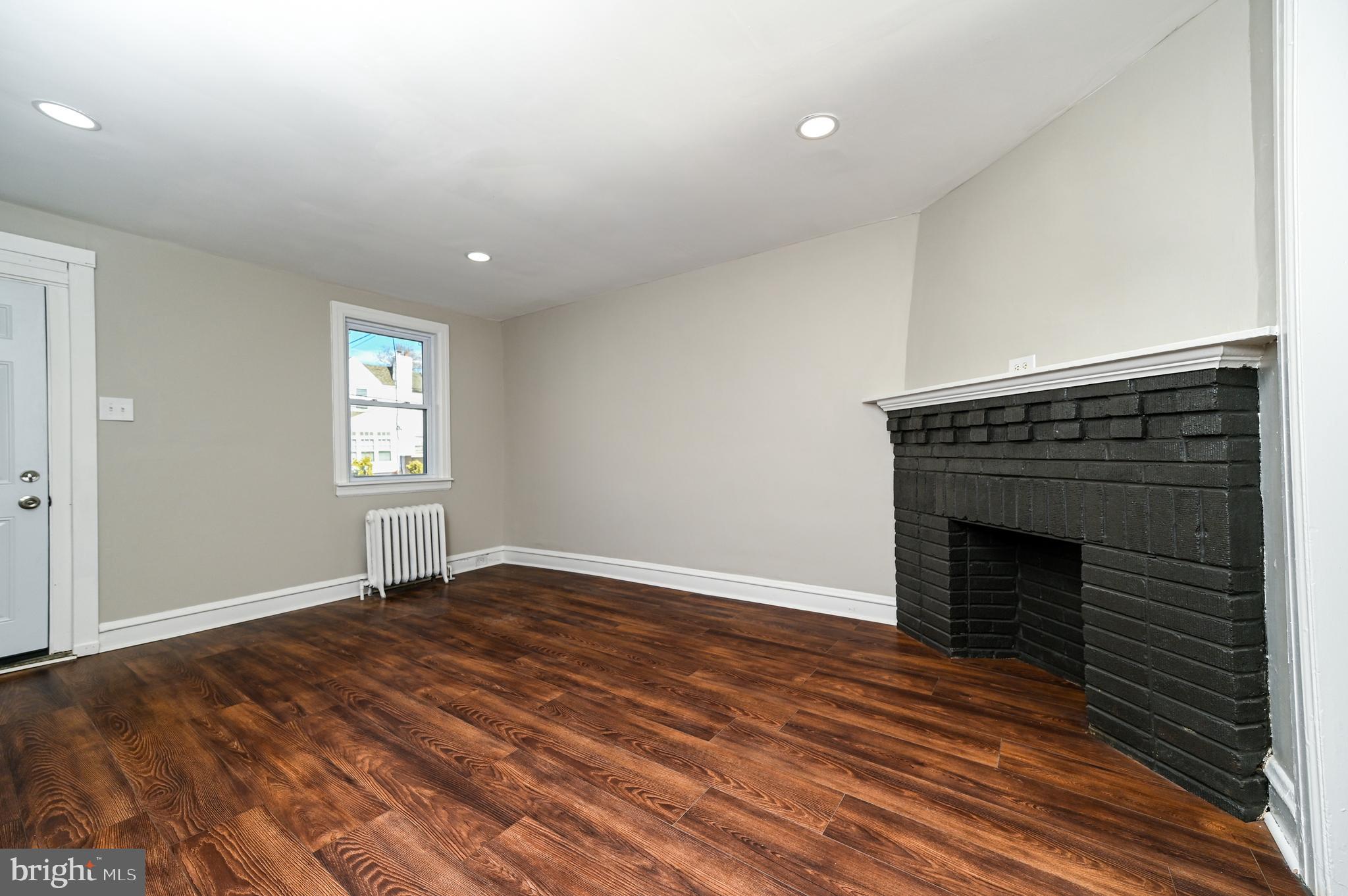 7158 Radbourne Road Upper Darby, PA 19082 - Photo 4 of 28