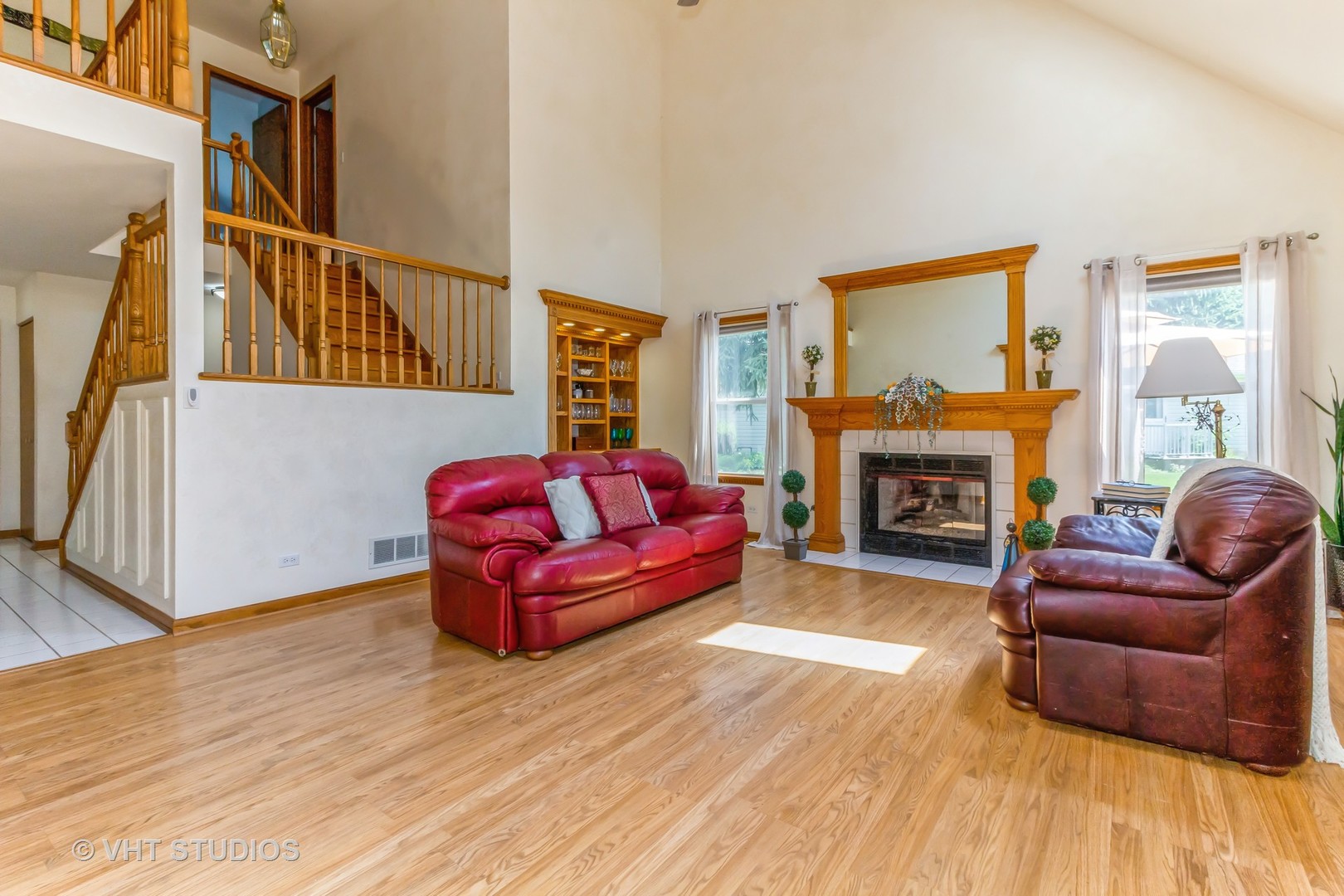 815 Nicholas Circle Genoa, IL 60135 - Photo 2 of 37 Gallery Image 2