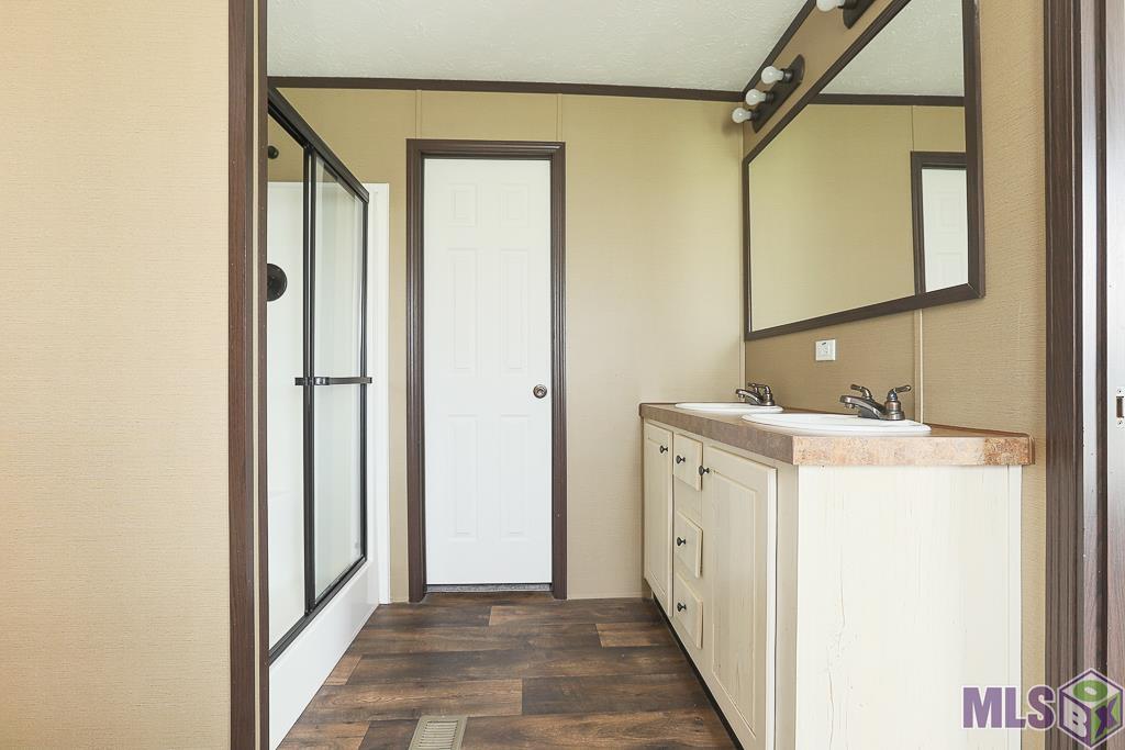 11440 Beco Road St. Amant, LA 70774 - Photo 11 of 18