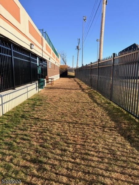 1203 River Road, Unit 19K Edgewater, NJ 07020 - Photo 14 of 19 a bathroom with a sink