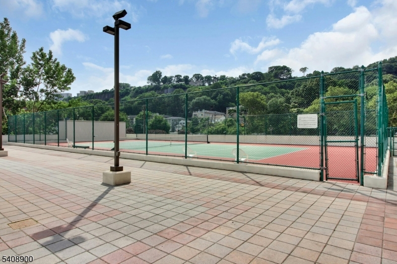 1203 River Road, Unit 19K Edgewater, NJ 07020 - Photo 19 of 19