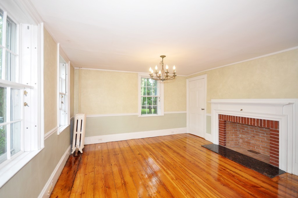 387 Sudbury Road Concord, MA 01742 - Photo 3 of 24 Gallery Image 3