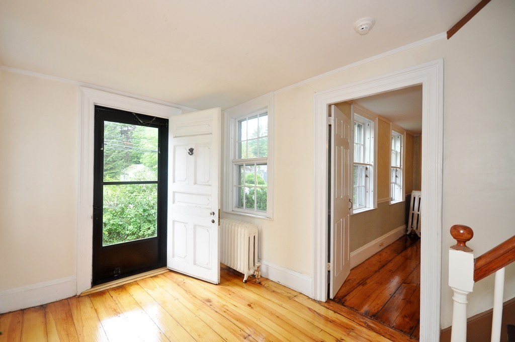 387 Sudbury Road Concord, MA 01742 - Photo 4 of 24 Gallery Image 4
