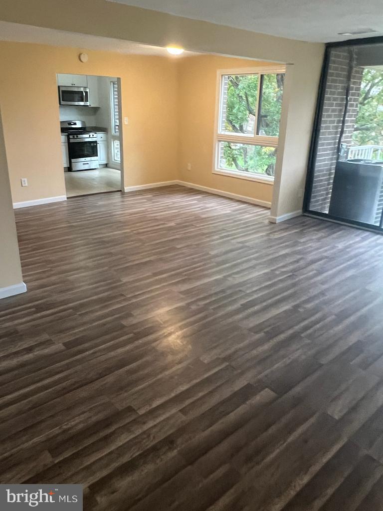 7983 Riggs Road, Unit 9 Hyattsville, MD 20783 - Photo 2 of 14