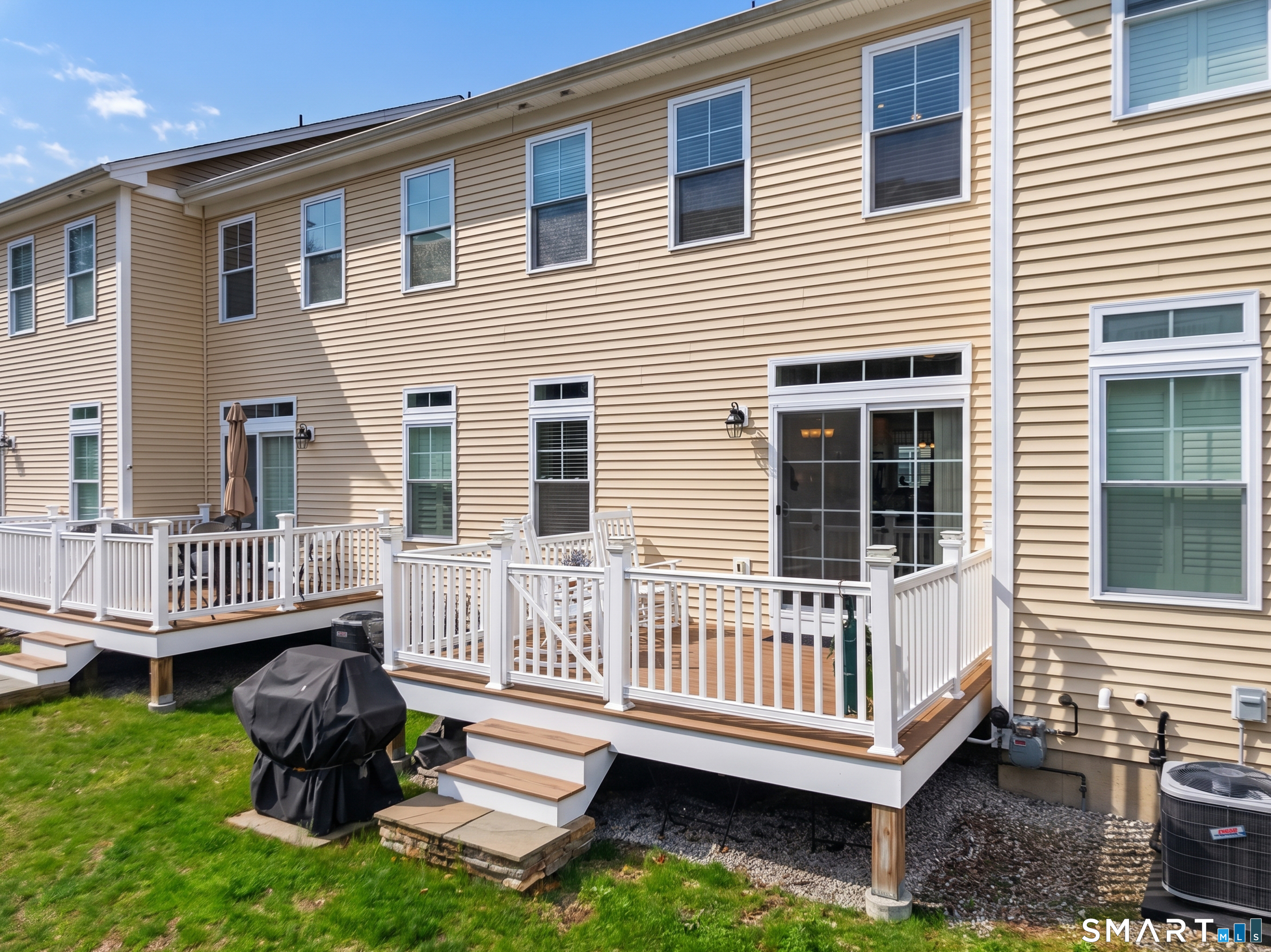11 Village Crossing, Unit 11 Niantic, CT 06357 - Photo 8 of 37