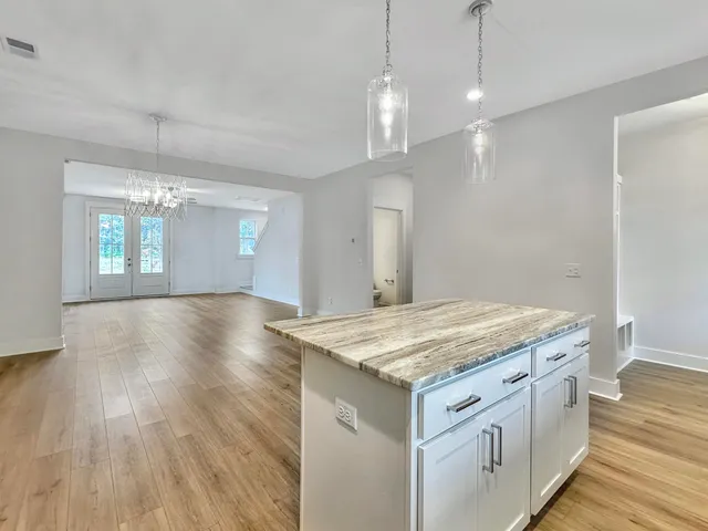 $2,250 | 260 Symphony Avenue, Summerville, SC 29486