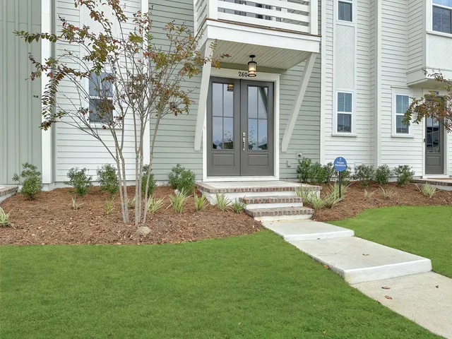 $2,250 | 260 Symphony Avenue, Summerville, SC 29486