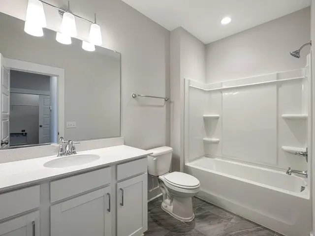 $2,250 | 260 Symphony Avenue, Summerville, SC 29486