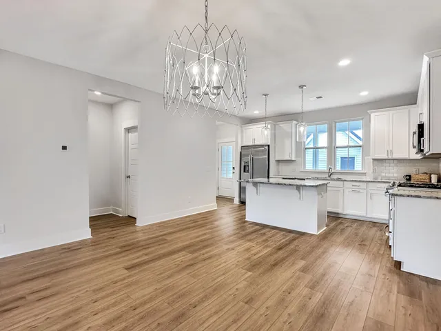 $2,250 | 260 Symphony Avenue, Summerville, SC 29486