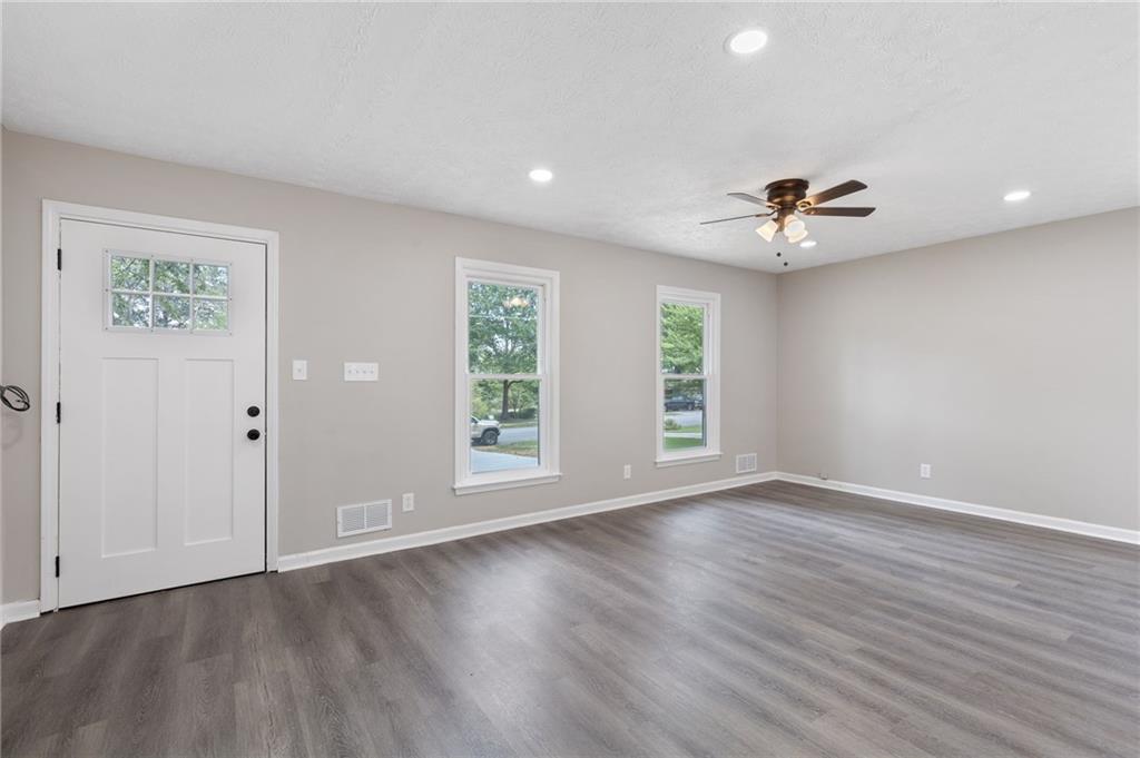 2531 Falcon Ridge Drive Southwest Grayson, GA 30017 - Photo 13 of 34