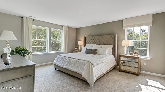 $684,990 | 17 Victoria Gdns Square, Neptune, NJ 07753