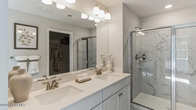 $684,990 | 17 Victoria Gdns Square, Neptune, NJ 07753