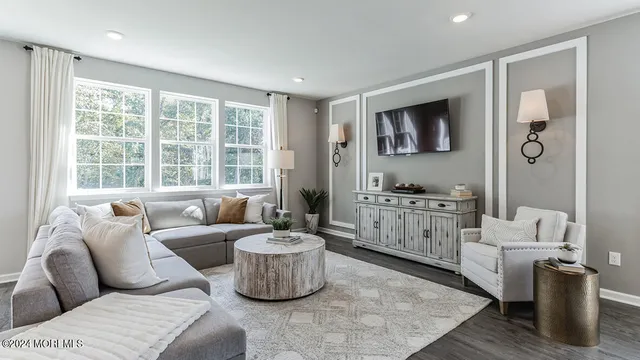 $684,990 | 17 Victoria Gdns Square, Neptune, NJ 07753