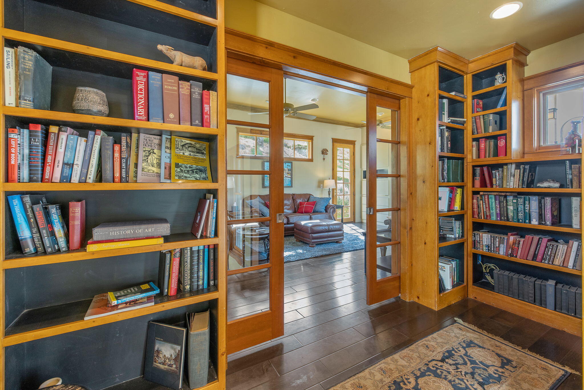 40209 Redtail Lane Three Rivers, CA 93271 - Photo 33 of 167 Library alcove