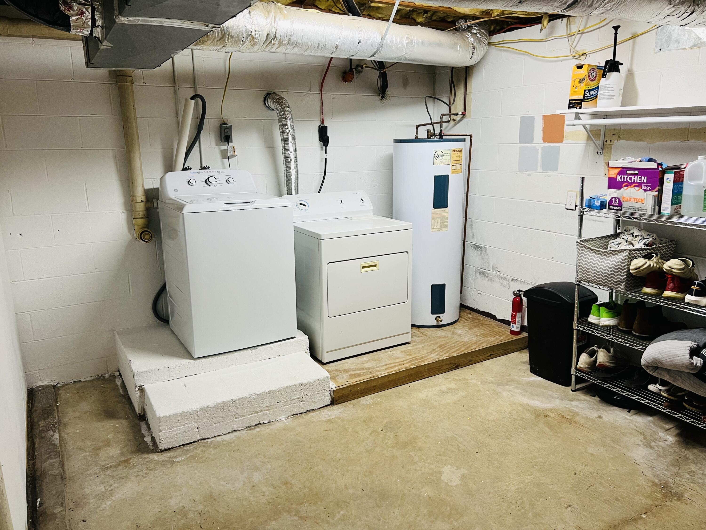 733 Holcomb Road Ringgold, GA 30736 - Photo 29 of 43 washer and dryer hookups