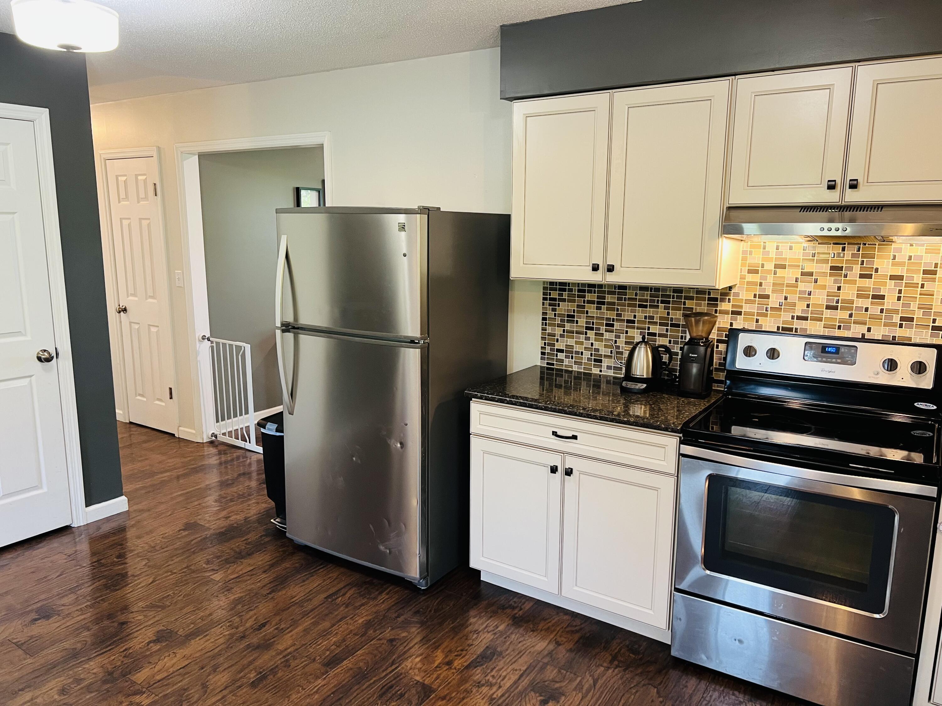 733 Holcomb Road Ringgold, GA 30736 - Photo 9 of 43 kitchen looking back toward hall