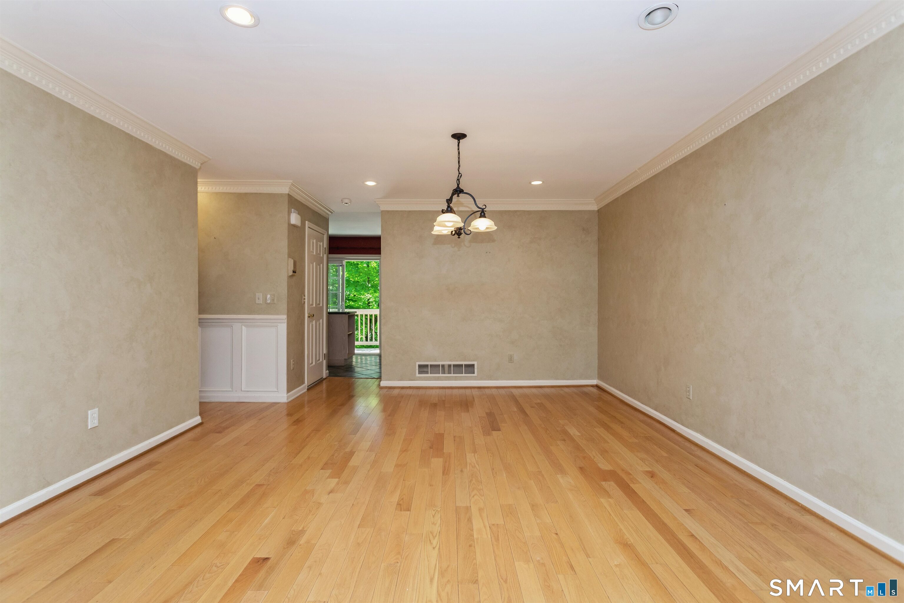 3 Valley View Road, Unit 24 Norwalk, CT 06851 - Photo 12 of 37