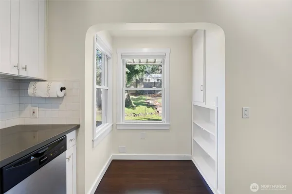 $1,099,000 | 12046 12th Avenue Northeast, Seattle, WA 98125