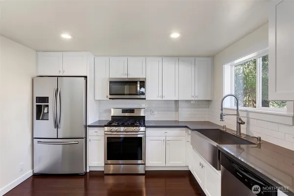 $1,099,000 | 12046 12th Avenue Northeast, Seattle, WA 98125