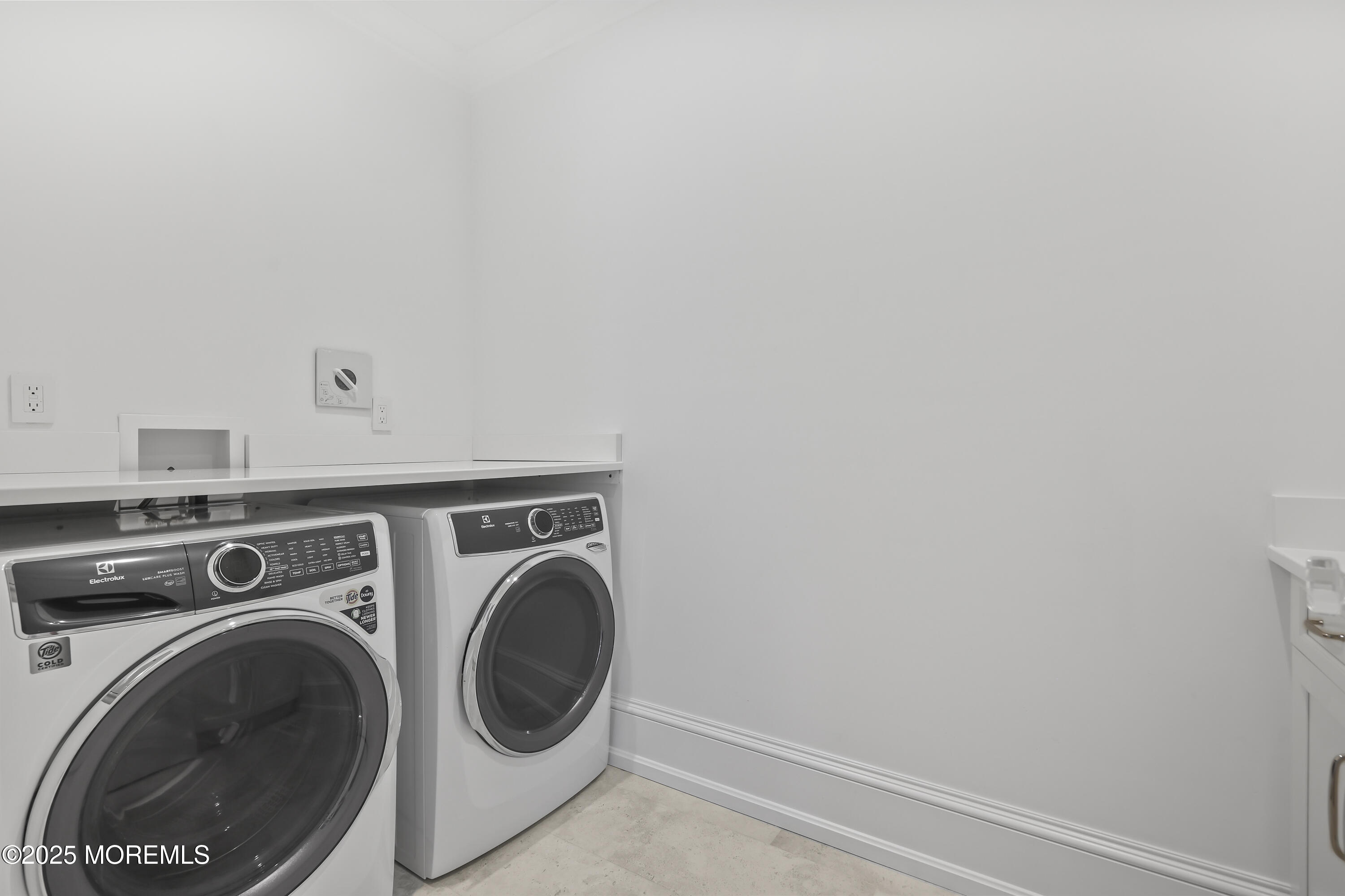 4 Club Way Rumson, NJ 07760 - Photo 53 of 79 a utility room with dryer and washer