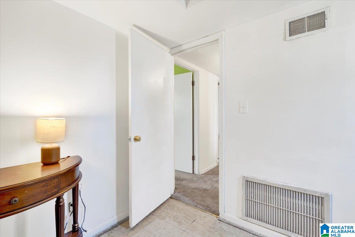 1024 Oak Grove Road Birmingham, AL 35209 - Photo 24 of 32