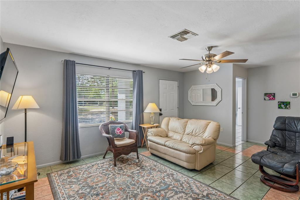 14345 Missouri Skylark Road Weeki Wachee, FL 34614 - Photo 8 of 46