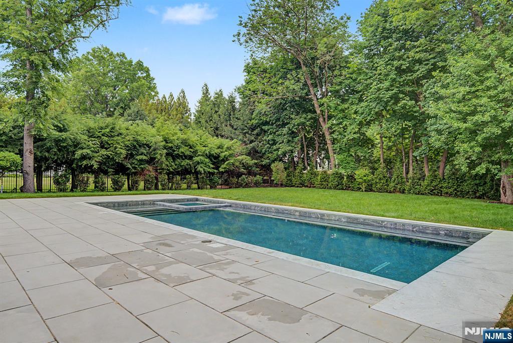 592 Piermont Road Demarest, NJ 07627 - Photo 44 of 50