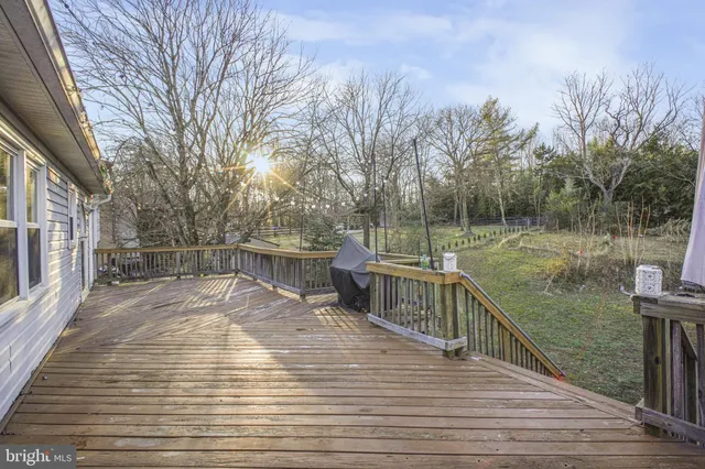 $2,750 | 22 Brown Circle, Fredericksburg, VA 22405