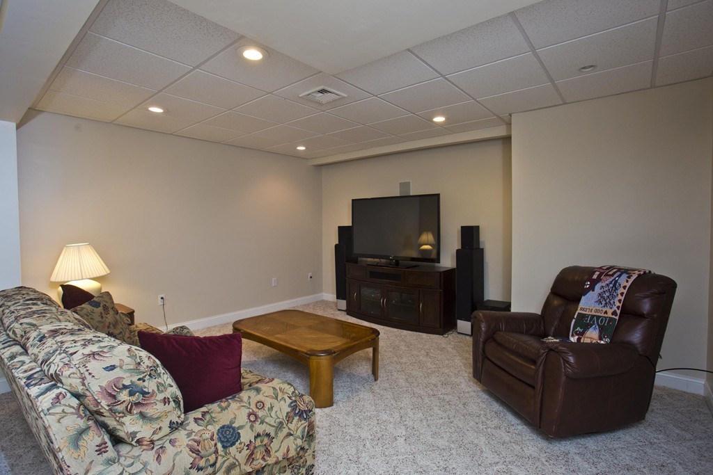 15 Danforth Farm Road Wilbraham, MA 01095 - Photo 23 of 30