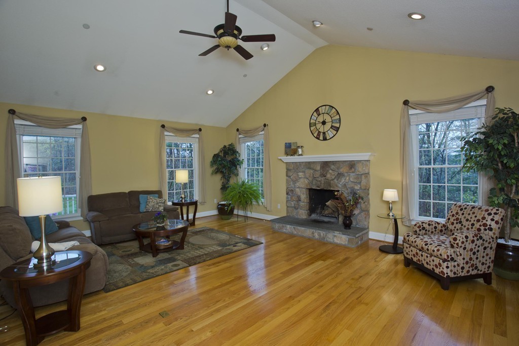 15 Danforth Farm Road Wilbraham, MA 01095 - Photo 4 of 30