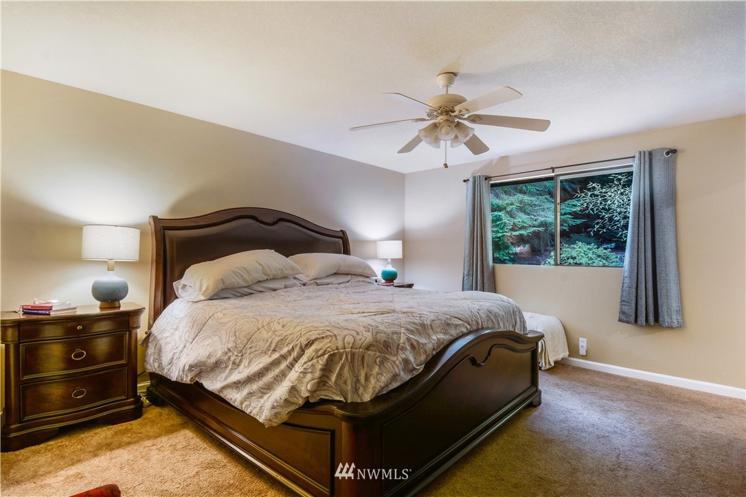 22508 Brier Road Brier, WA 98036 - Photo 16 of 25