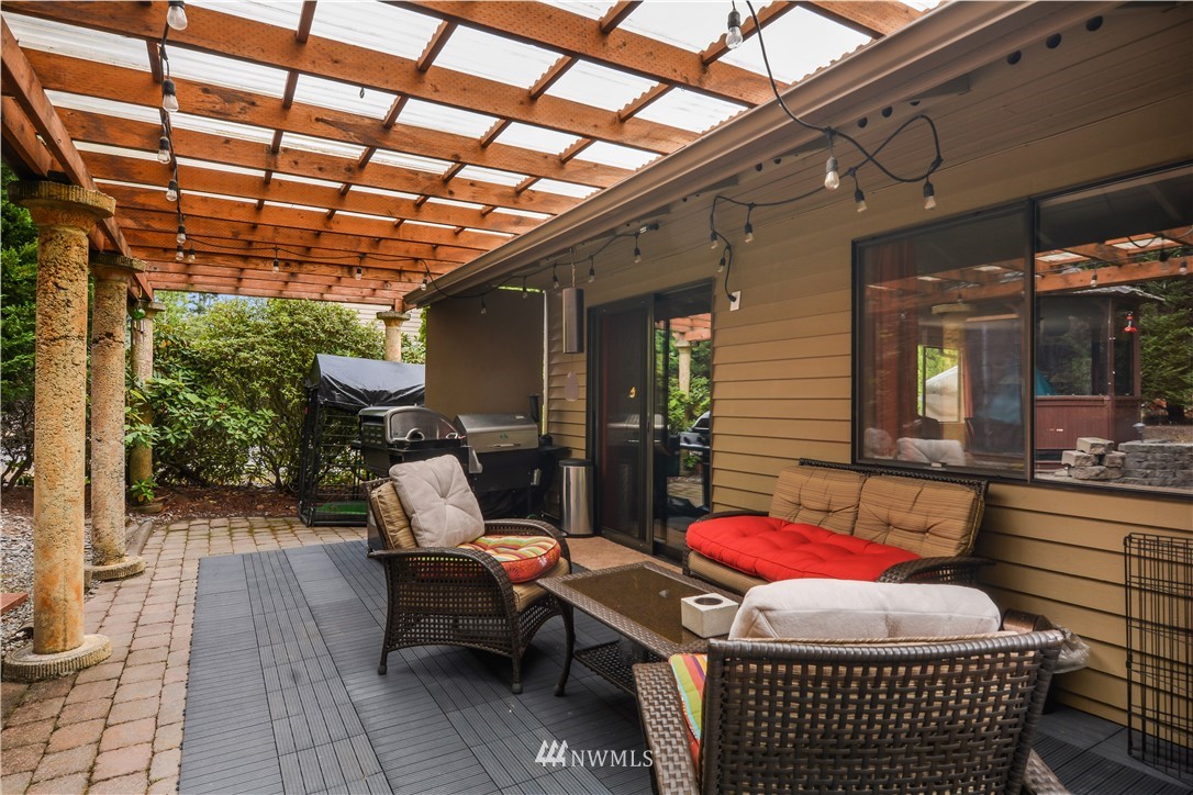 22508 Brier Road Brier, WA 98036 - Photo 20 of 25