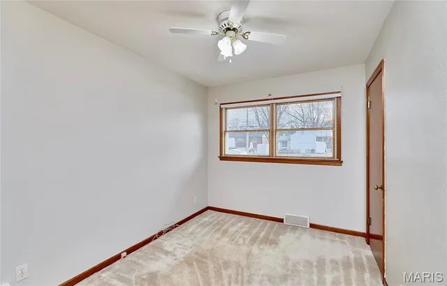 $1,400 | 300 South St Jacques Street, Florissant, MO 63031