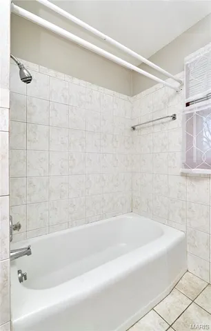 $1,400 | 300 South St Jacques Street, Florissant, MO 63031