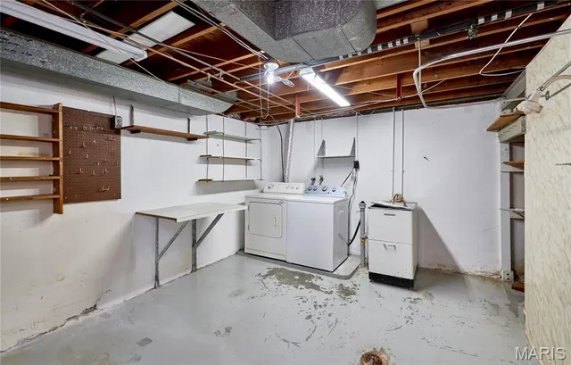 $1,400 | 300 South St Jacques Street, Florissant, MO 63031