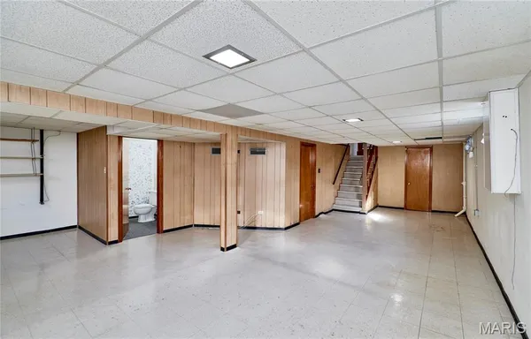 $1,400 | 300 South St Jacques Street, Florissant, MO 63031