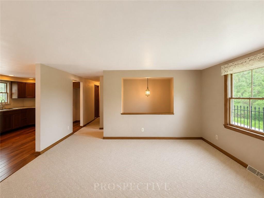 198 Myers Road Vandergrift, PA 15690 - Photo 6 of 50