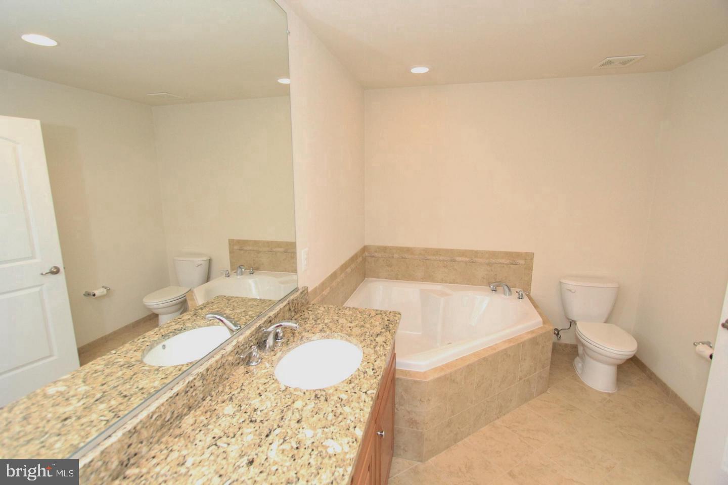 8043 Reserve Way Vienna, VA 22182 - Photo 11 of 22