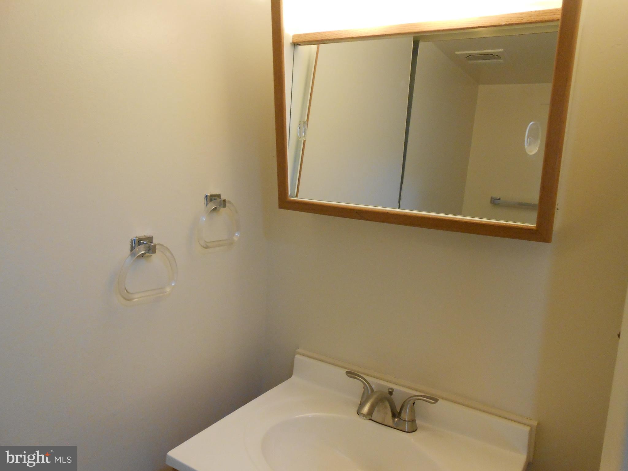 10833 Bucknell Drive Silver Spring, MD 20902 - Photo 17 of 25 Bathroom