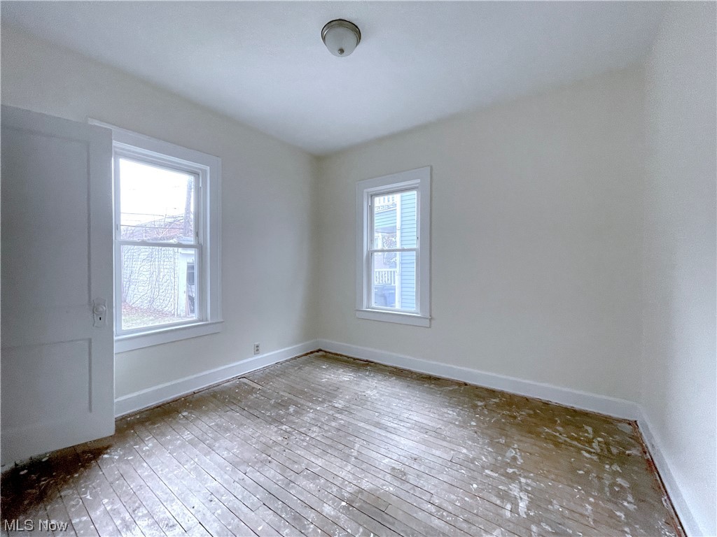 1605 Hillcrest Road Cleveland, OH 44118 - Photo 10 of 16 View of wood floored spare room
