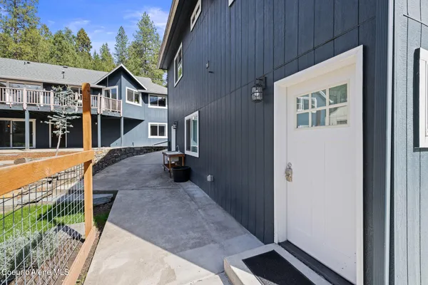 $1,095,000 | 1405 Cherrywood Drive, Coeur D'Alene, ID 83814