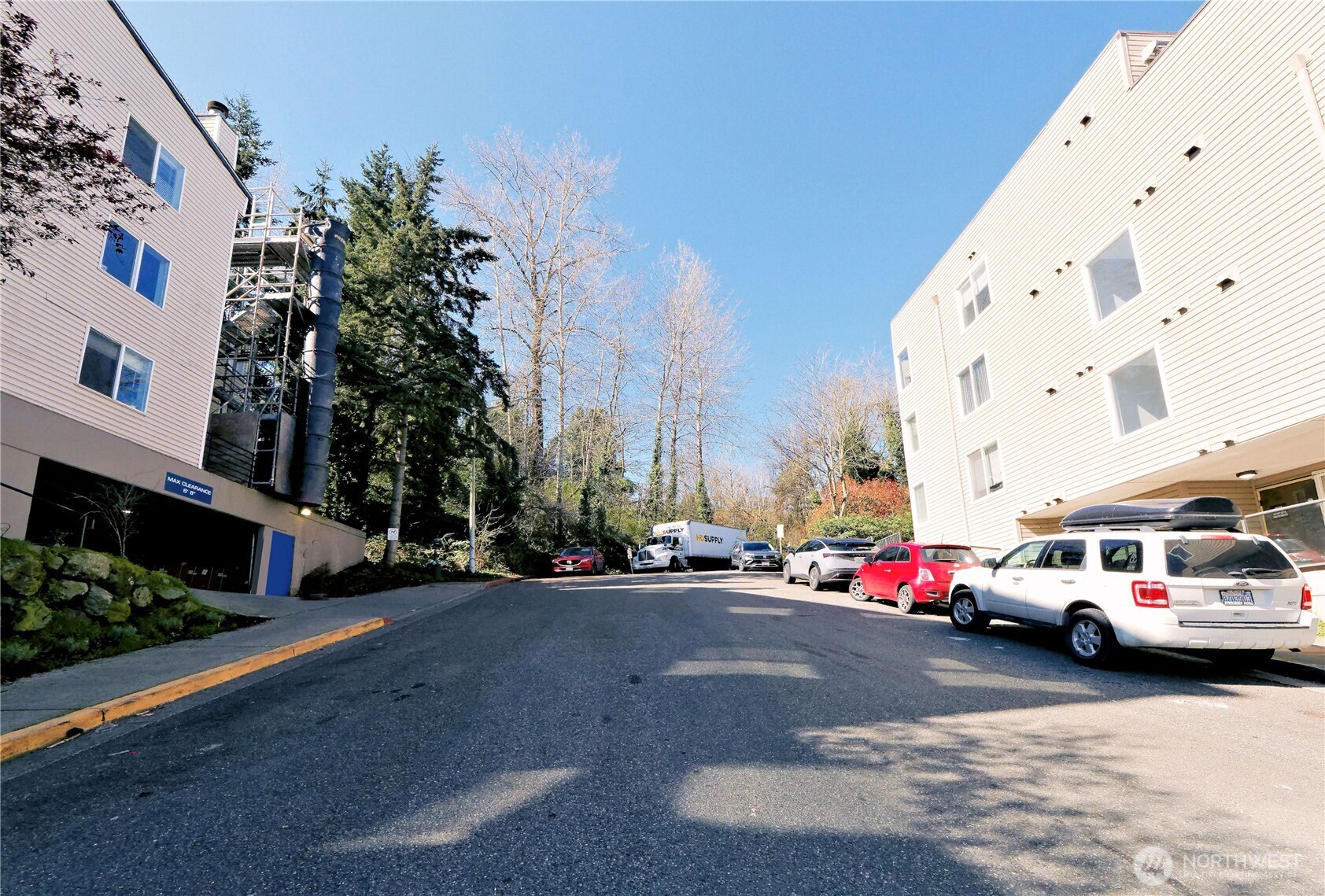 3905 Southwest Avalon Way Seattle, WA 98126 - Photo 13 of 24 Gallery Image 13