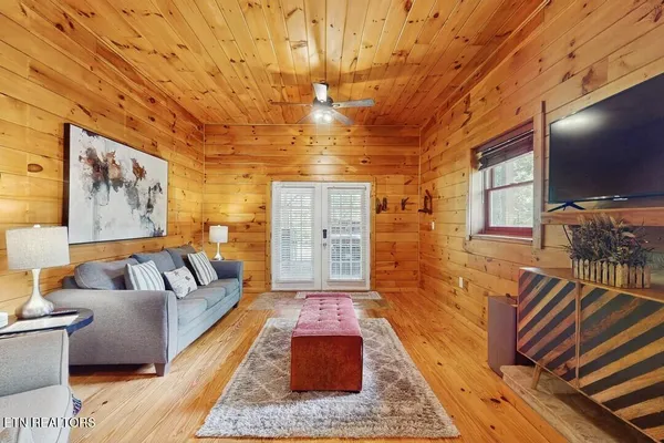 $670,900 | 3132 Hatcher Top Road, Sevierville, TN 37862