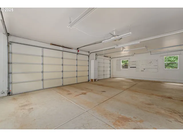 $600,000 | 335 Cornett Lane, Cave Junction, OR 97523