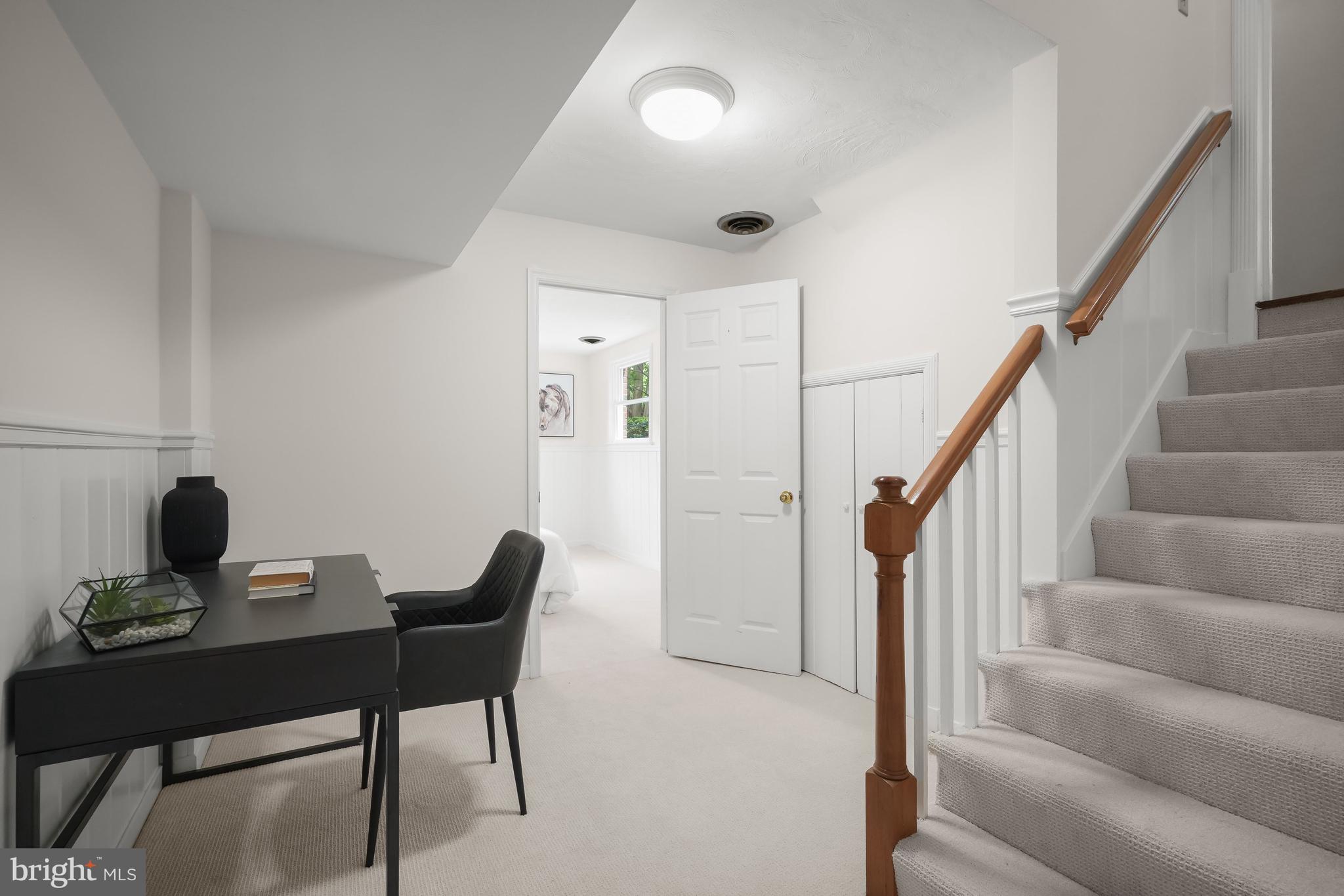 9210 Bardon Road Bethesda, MD 20814 - Photo 22 of 28 Lower Level landing