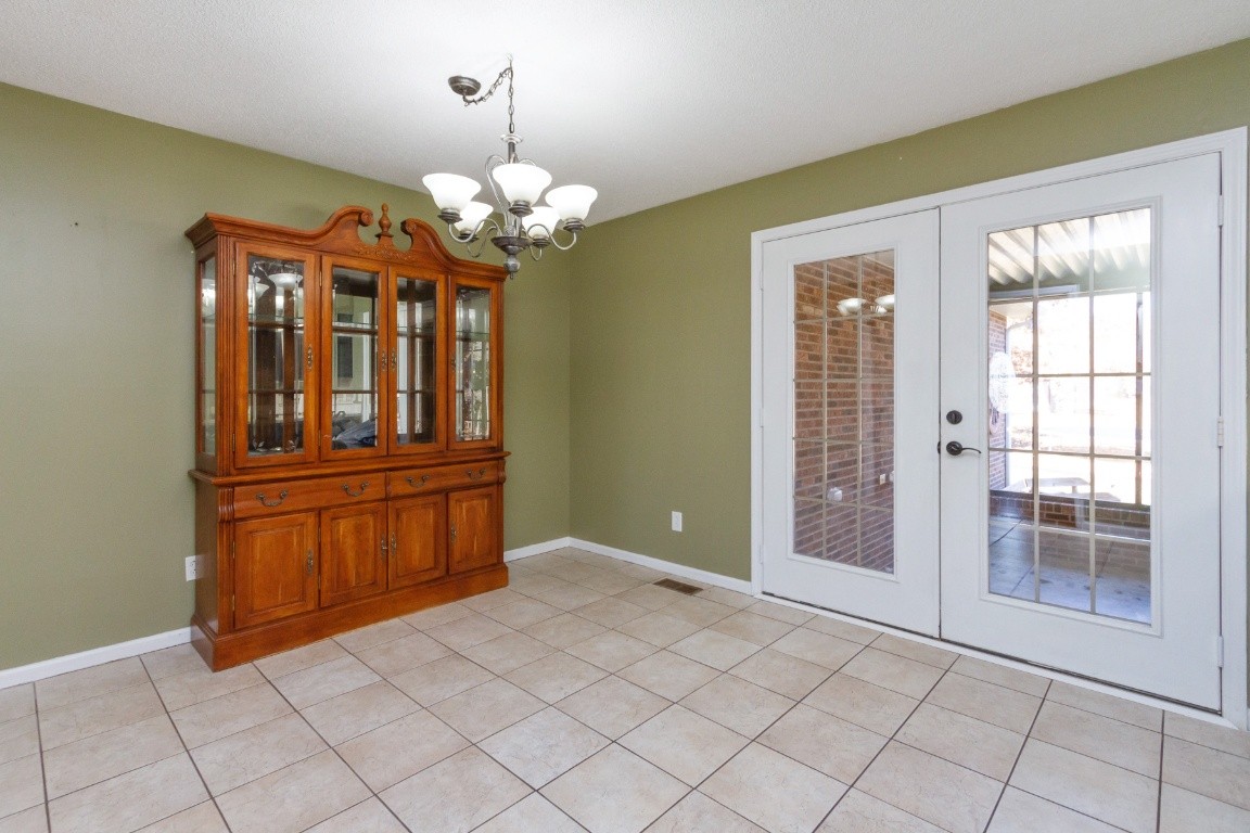 2502 Rutledge Falls Road Tullahoma, TN 37388 - Photo 7 of 42 Gallery Image 7