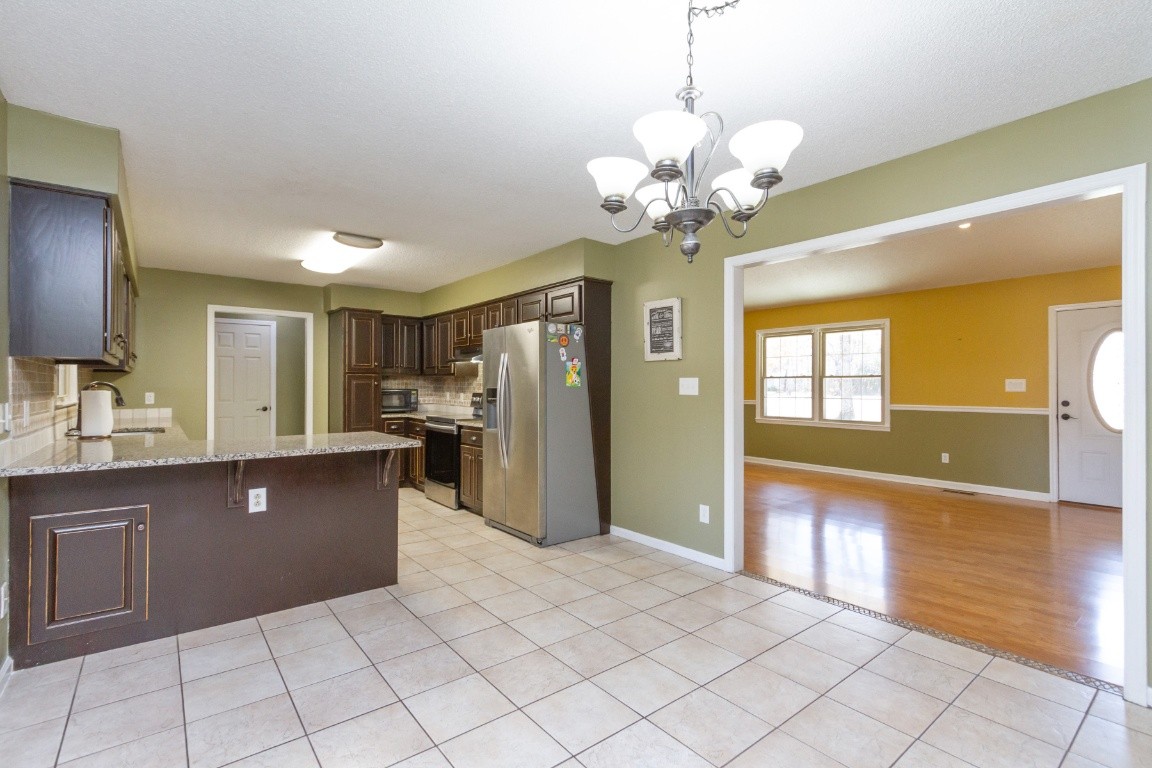 2502 Rutledge Falls Road Tullahoma, TN 37388 - Photo 10 of 42 Gallery Image 10